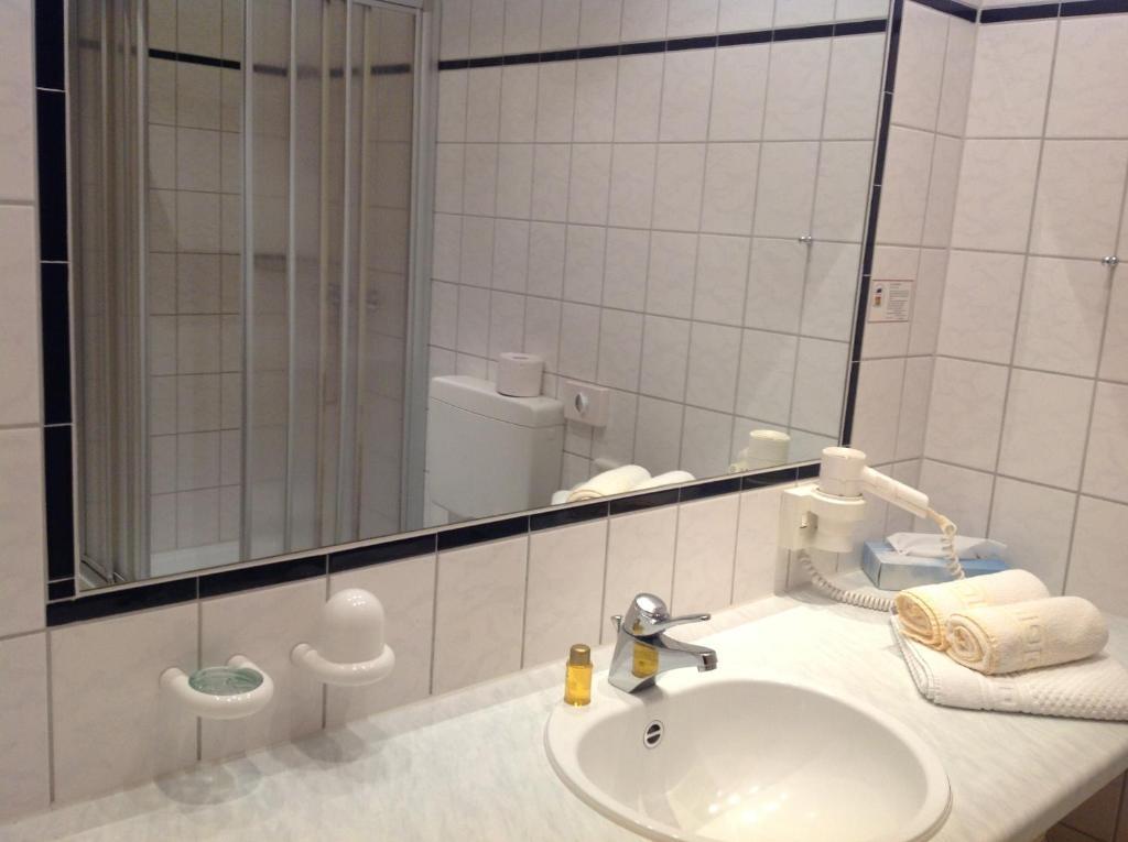 Witt'S Gasthof Krummbek Zimmer foto